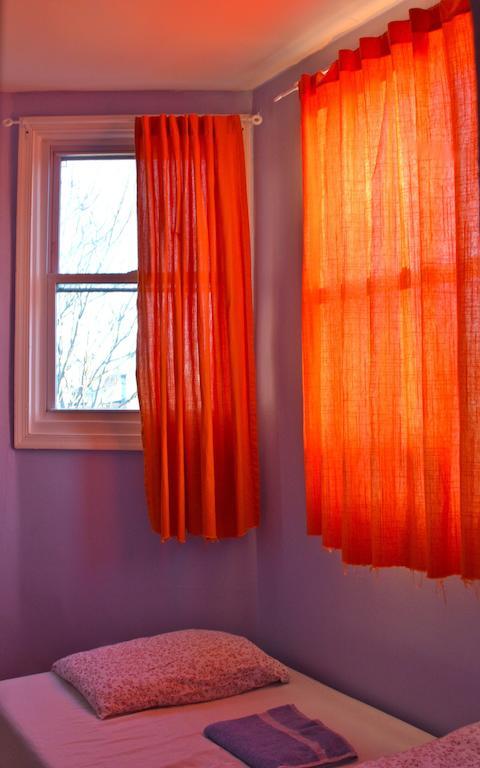 Atlantic City House Hostel Room photo